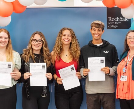 Rochdale Sixth Form College Results Day 24 177 min