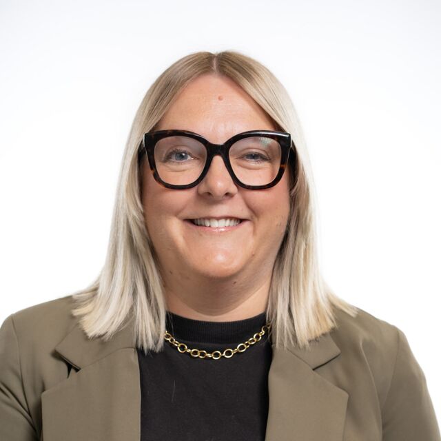 Sarah Stroud Sarah Stroud